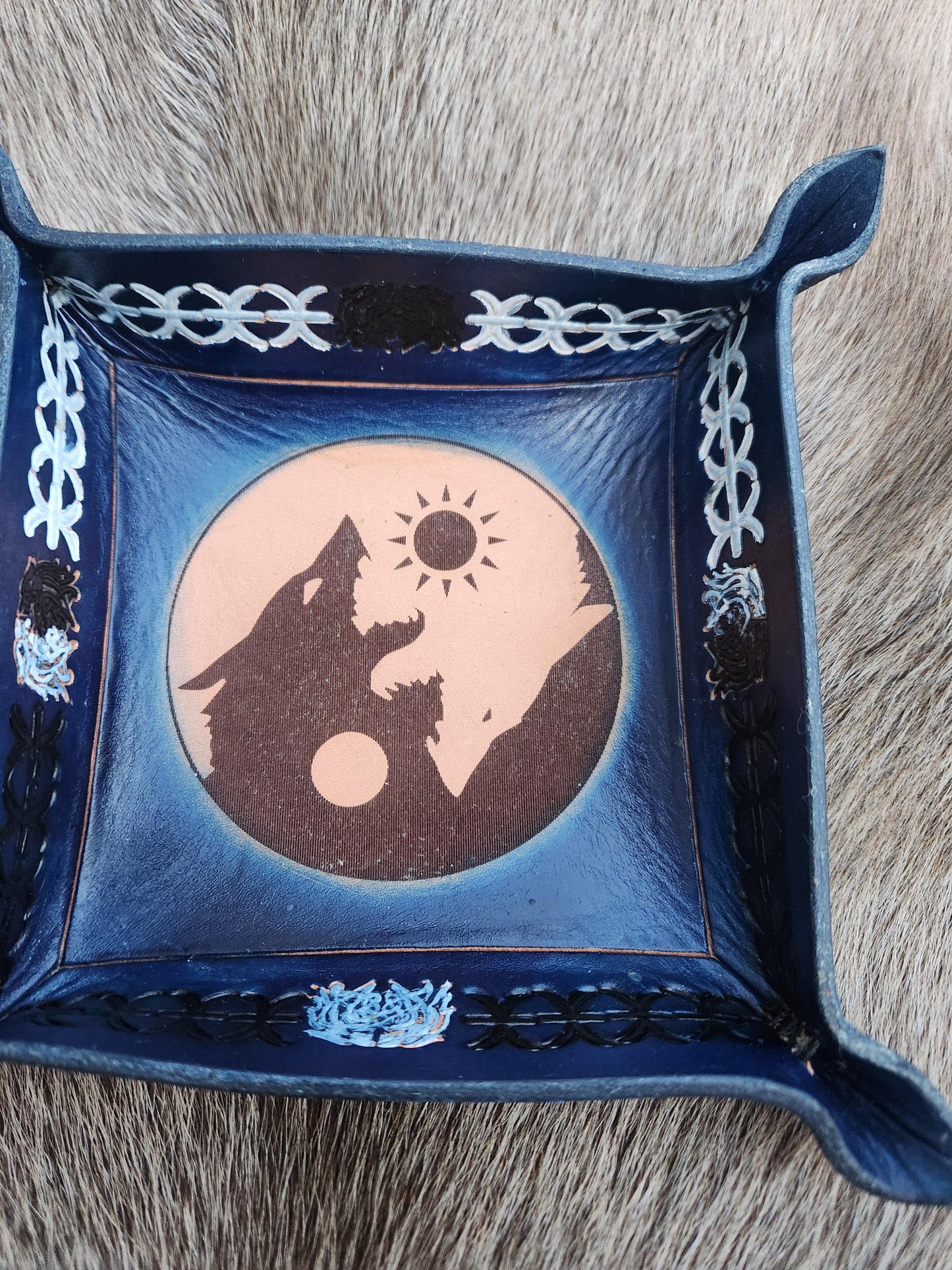 Handcrafted Norse Wolf Valet Tray - Hati & Sköll
